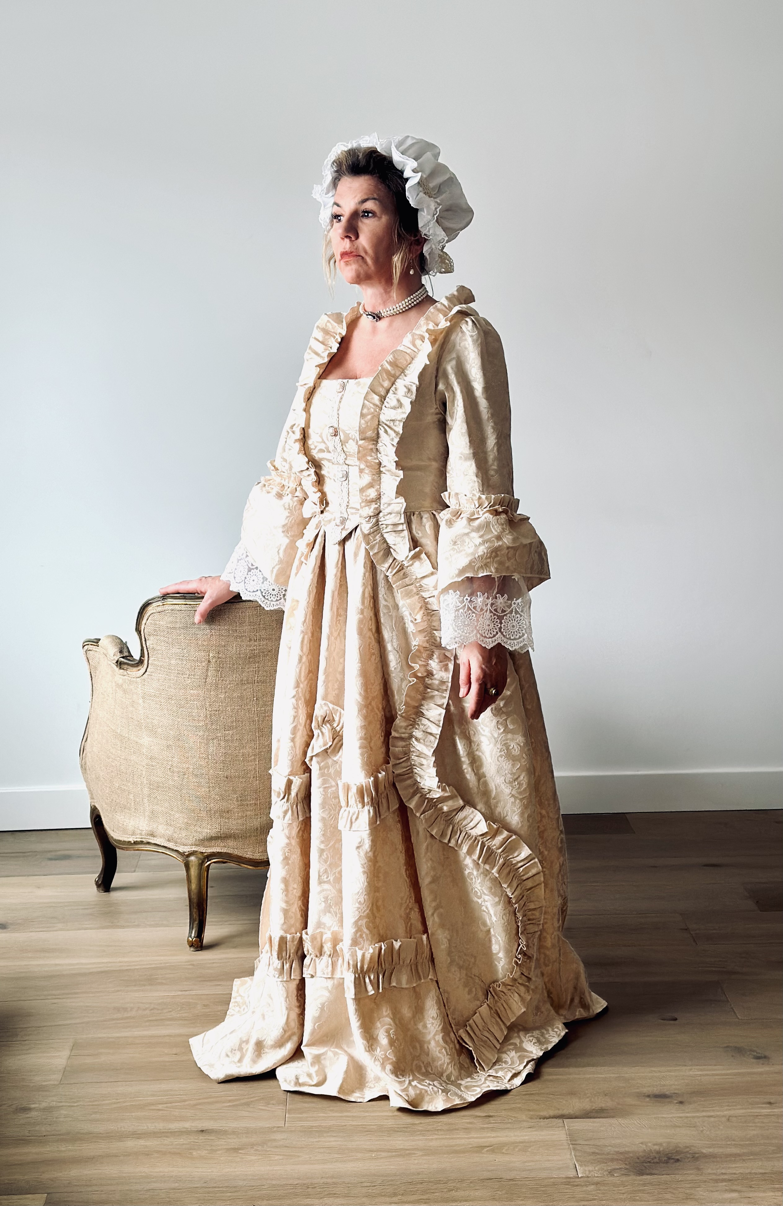 Mary Bauer portraying Martha Washington